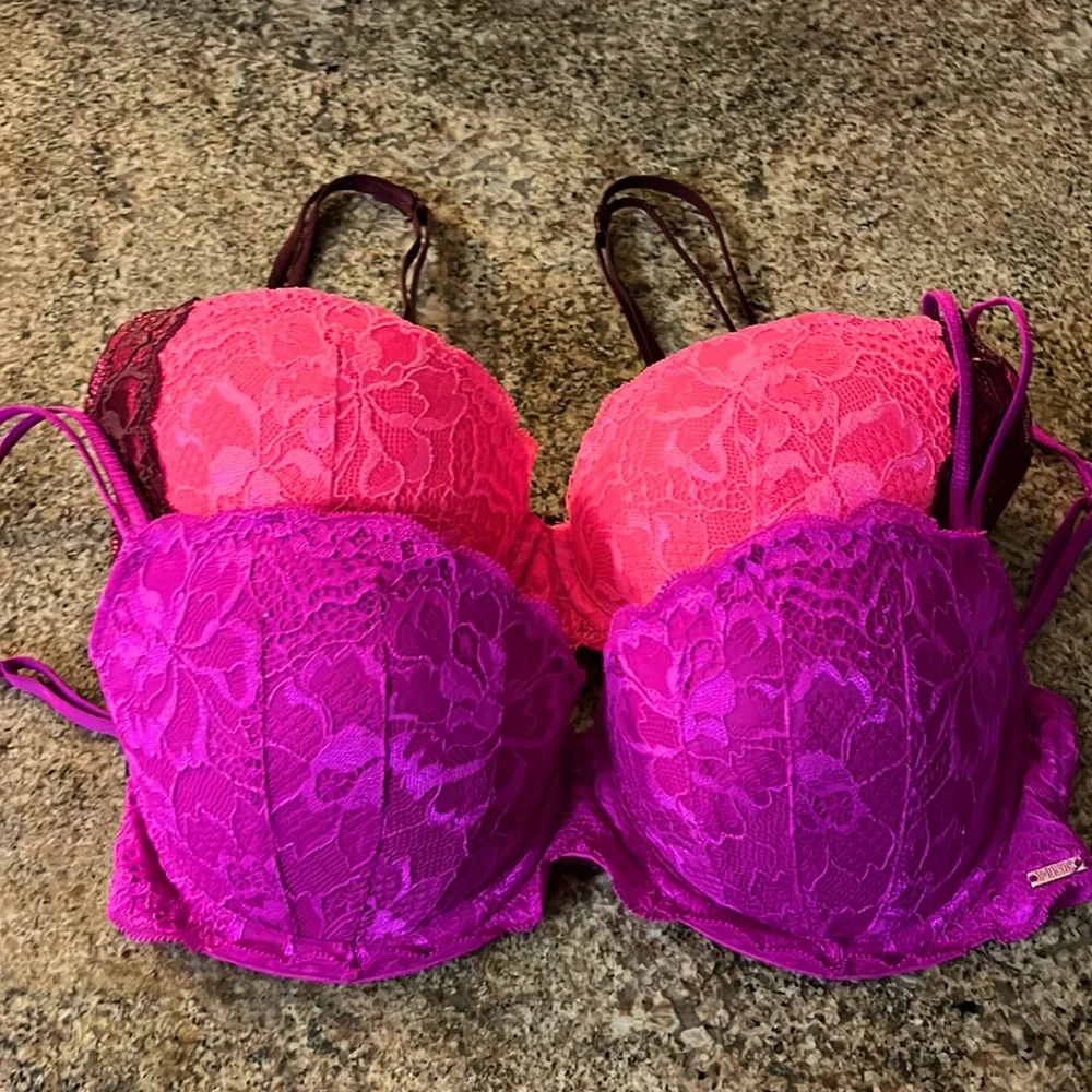 Victoria secret Pink lace push-up bras 2pc. Lot 32D - Picture 1 of 9
